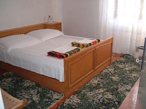 Apartments Pintar Свети Юрай Екстериор снимка